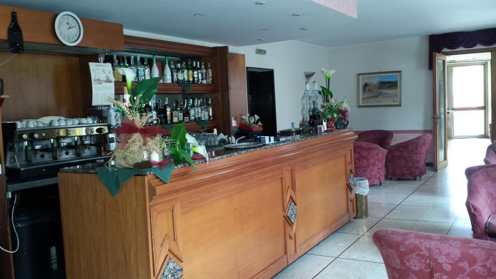 Hotel Piemonte ランツォ・トリネーゼ エクステリア 写真