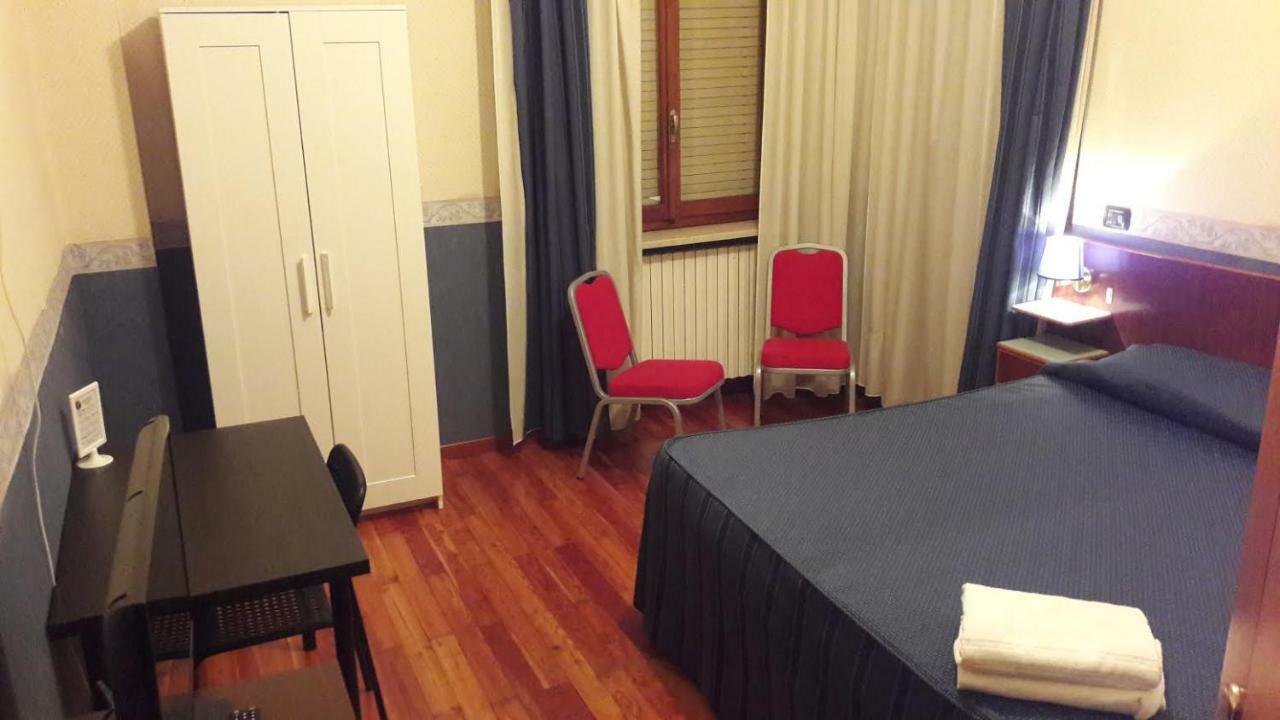 Hotel Piemonte ランツォ・トリネーゼ エクステリア 写真